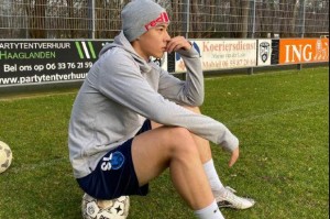 世界杯高清直播平台-李嗣镕：身体素质与欧洲球员持平 优势是动脑踢球