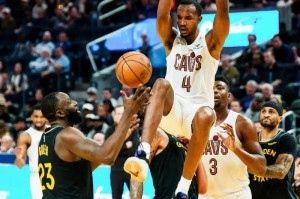 埃文-莫布利更新Ins晒近期生活&amp;amp;赛场照与球迷分享